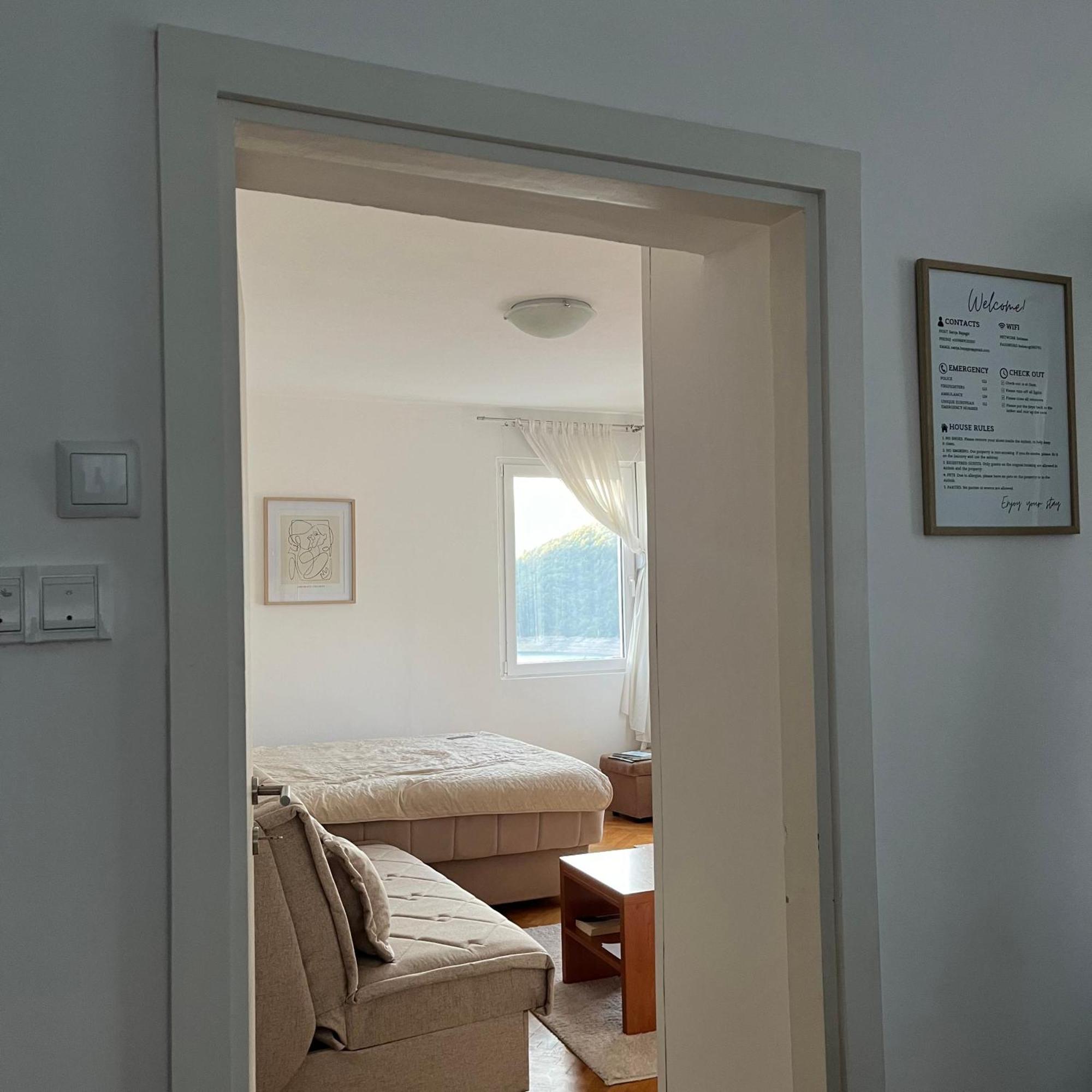 Cozy Apartment With The View Pluzine Exterior photo